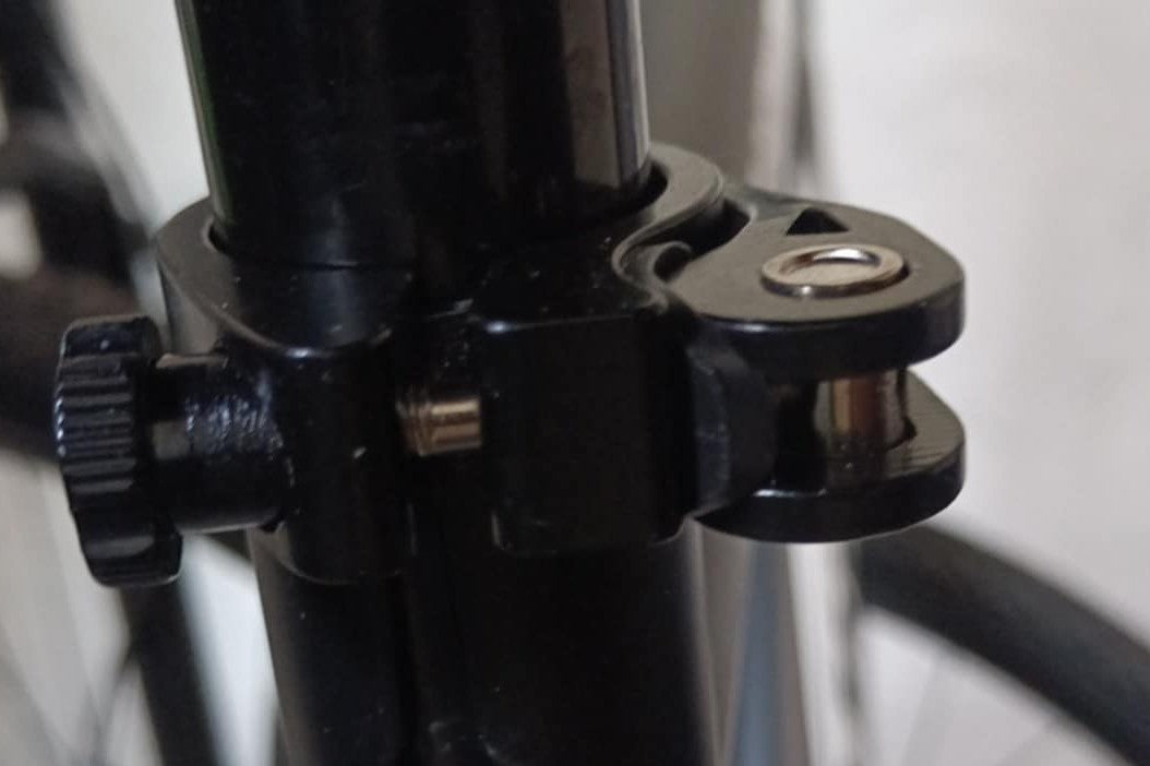 Seat Post  Easy-Adjust Clamp